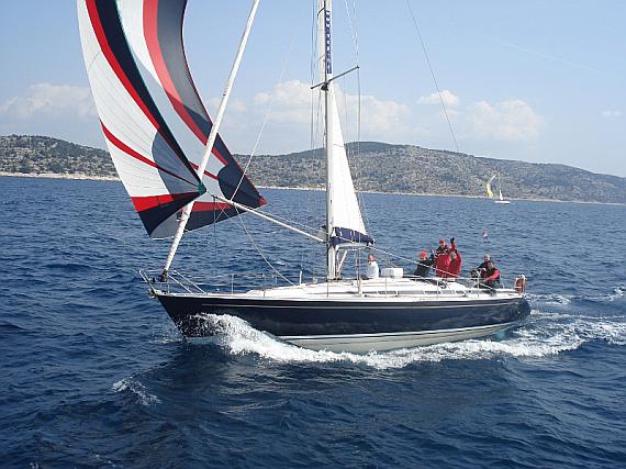 Bareboat Sail boat Grand Soleil 43 Skalice - Dettagli
