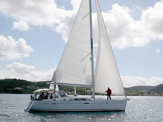 Bareboat Sail boat Oceanis 50 Pika II - Dettagli