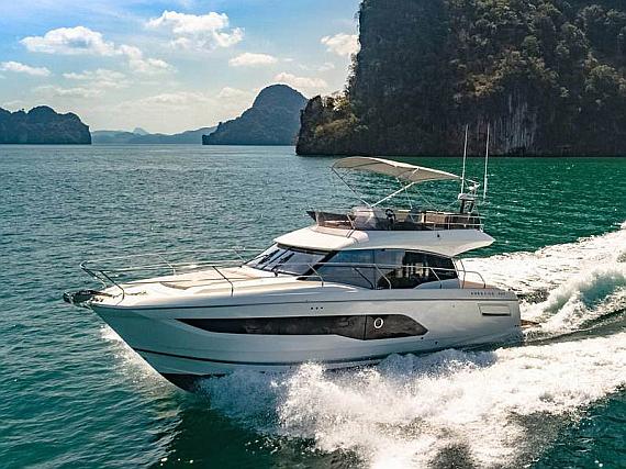 Bareboat Motoryacht Prestige 420 Fly Brigadoon - Dettagli