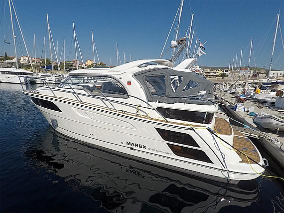 Bareboat Motor boat Marex 320 ACC Aurora - Dettagli