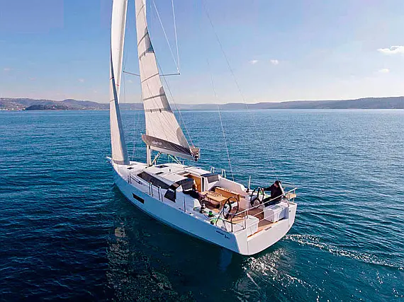 Bareboat Sail boat Elan GT5 Spuga - Dettagli