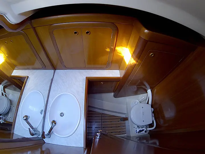 Grand Soleil 46.3 - Bathrooom