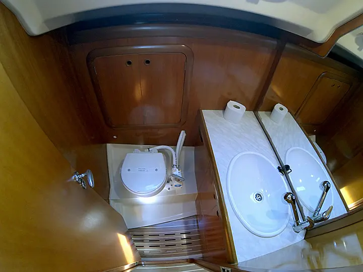 Grand Soleil 46.3 - Bathrooom